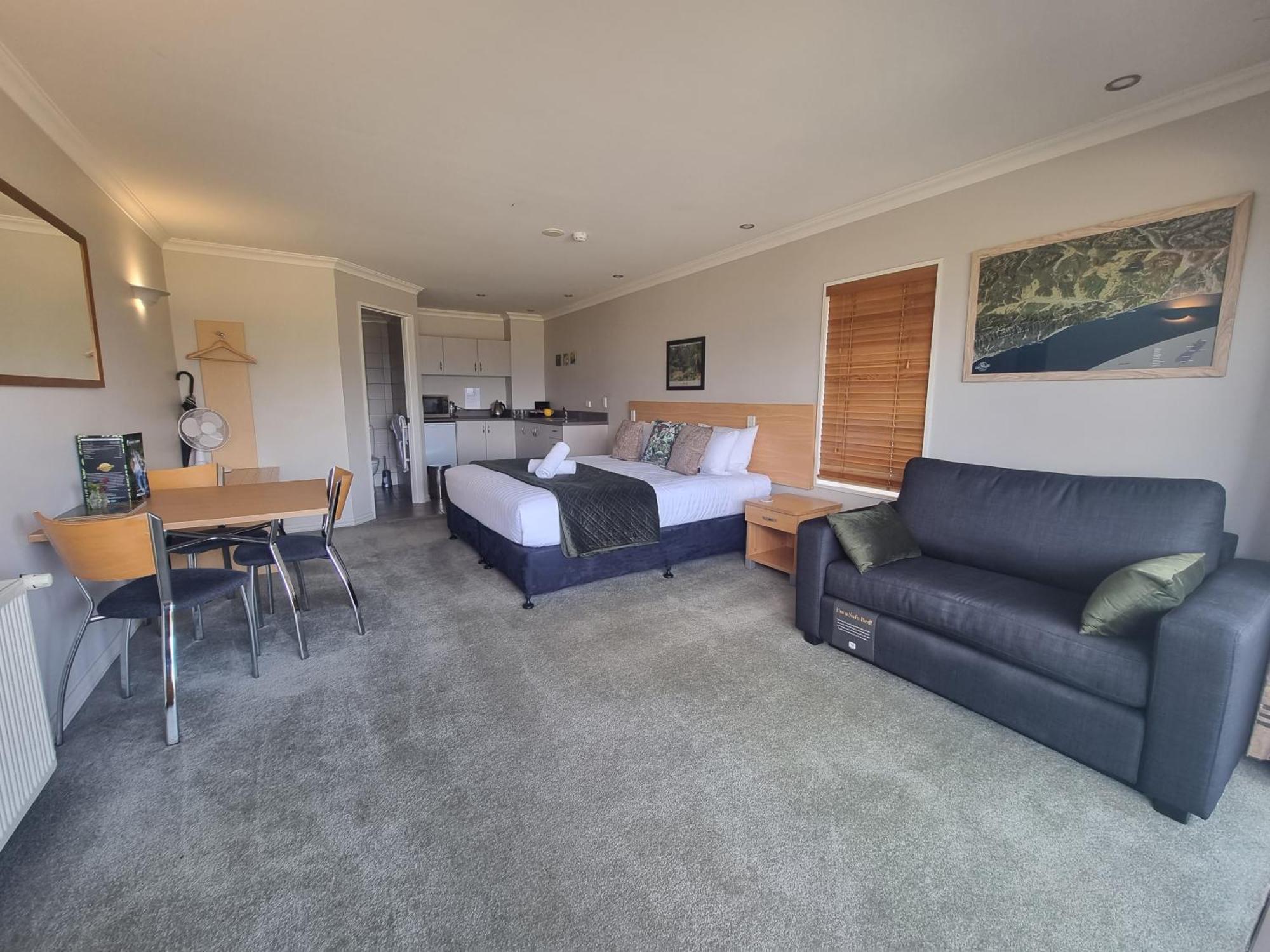 Hotel Lake Brunner Greymouth Eksteriør bilde