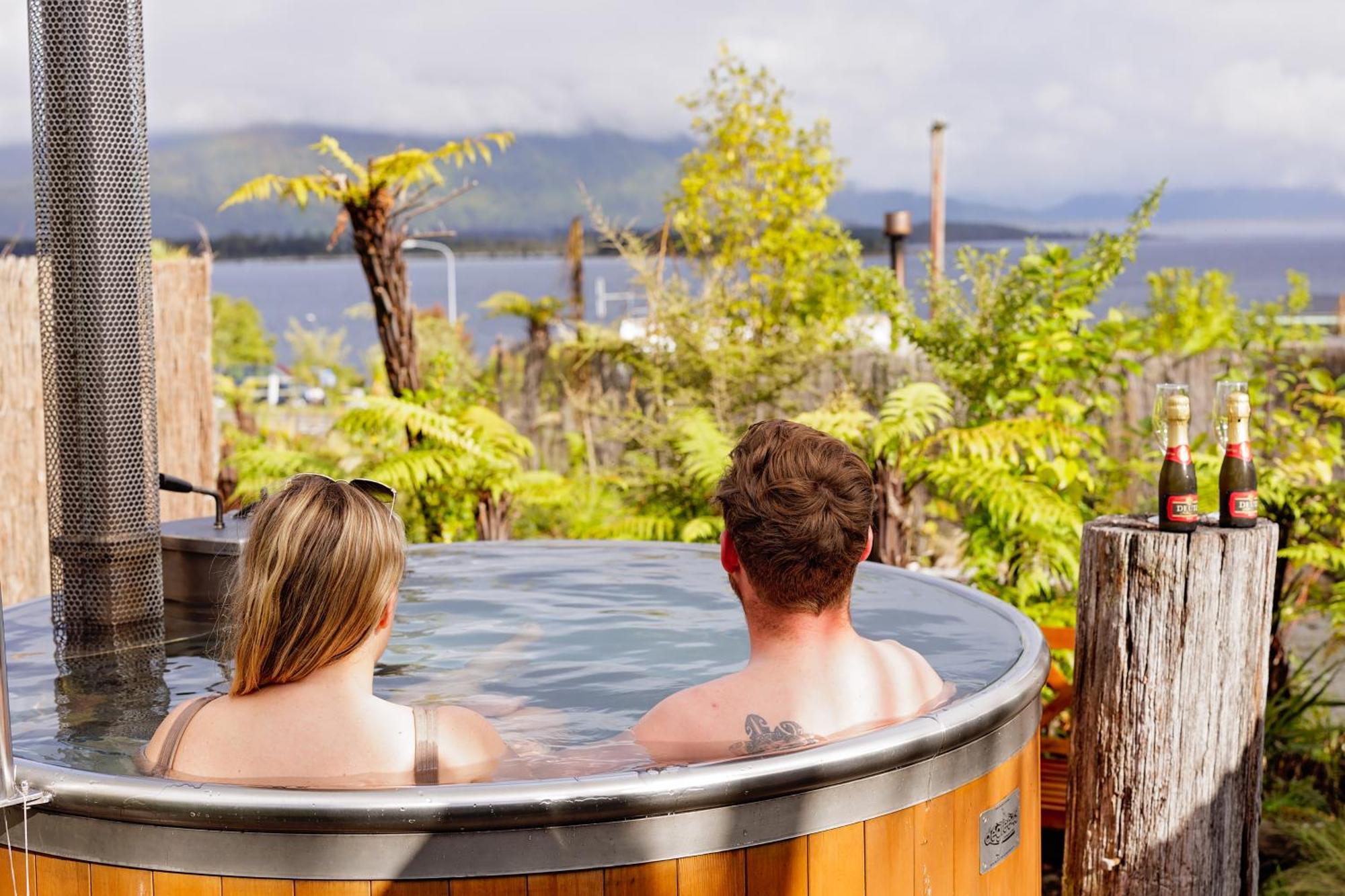 Hotel Lake Brunner Greymouth Eksteriør bilde